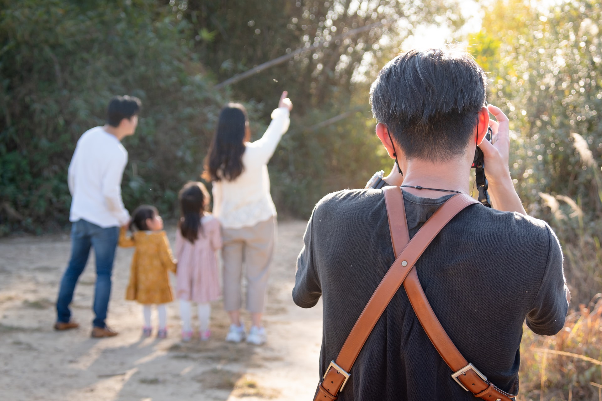 How to Hire the Best Photographer for Your Family Session