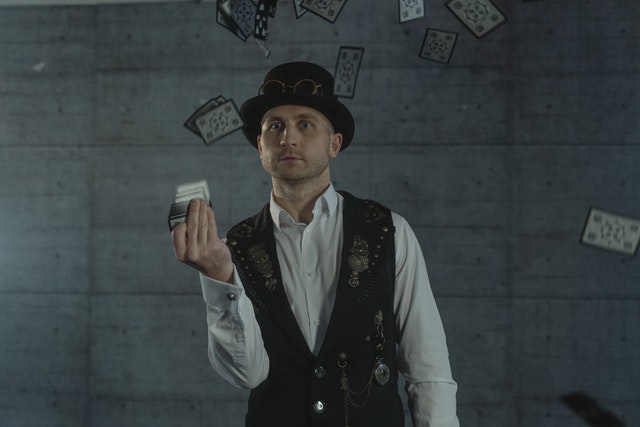How to Find the Best Trade Show Magician