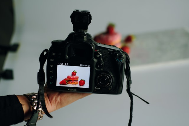 become a food photographer