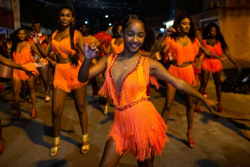 Become a Samba Dancer