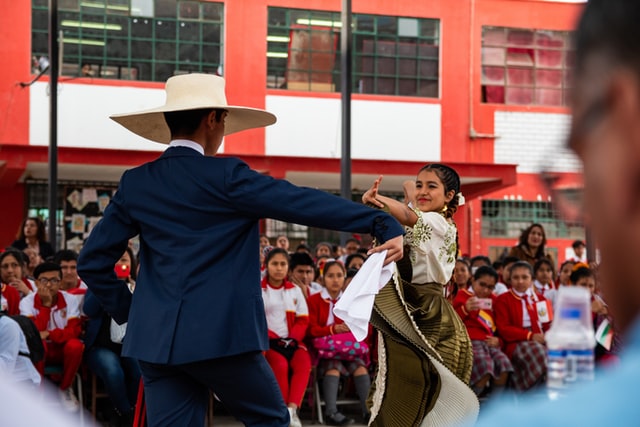 How To Become a Flamenco Dancer
