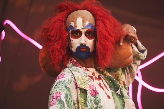 The Best Guide To Hire A Clown Acrobatic