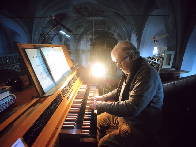 The Best Guide To Hire A Organist Musician