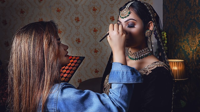 The Best Guide To Hiring A Fashion Makeup Artist