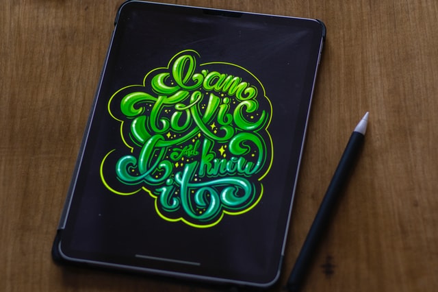 The Best Guide To Hire A Light Calligraphy Specialist